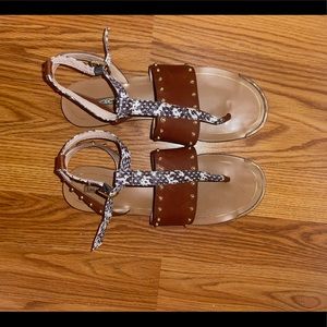 Multi pattern sandals